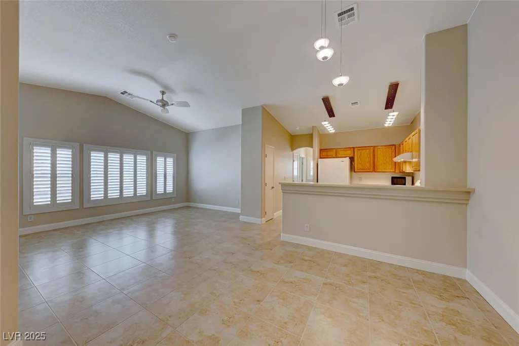 2589 Velez Valley, Henderson, NV 89002