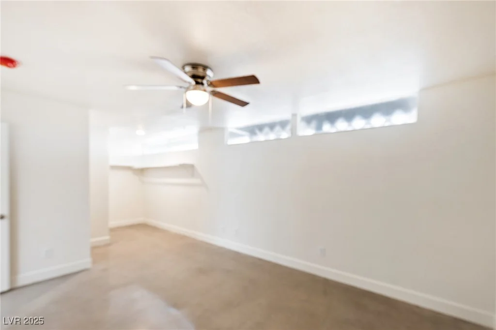 1657 Desert Inn, Las Vegas, NV 89169