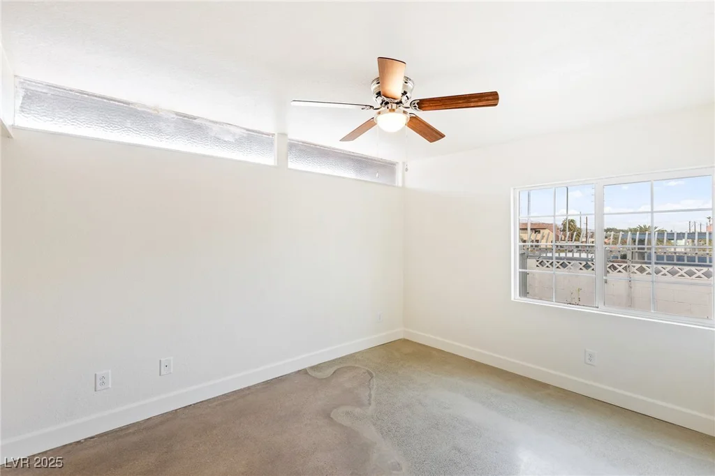 1657 Desert Inn, Las Vegas, NV 89169
