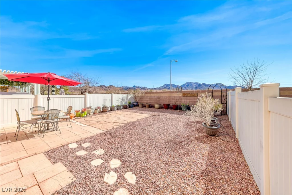 1631 Lefty Garcia, Henderson, NV 89002