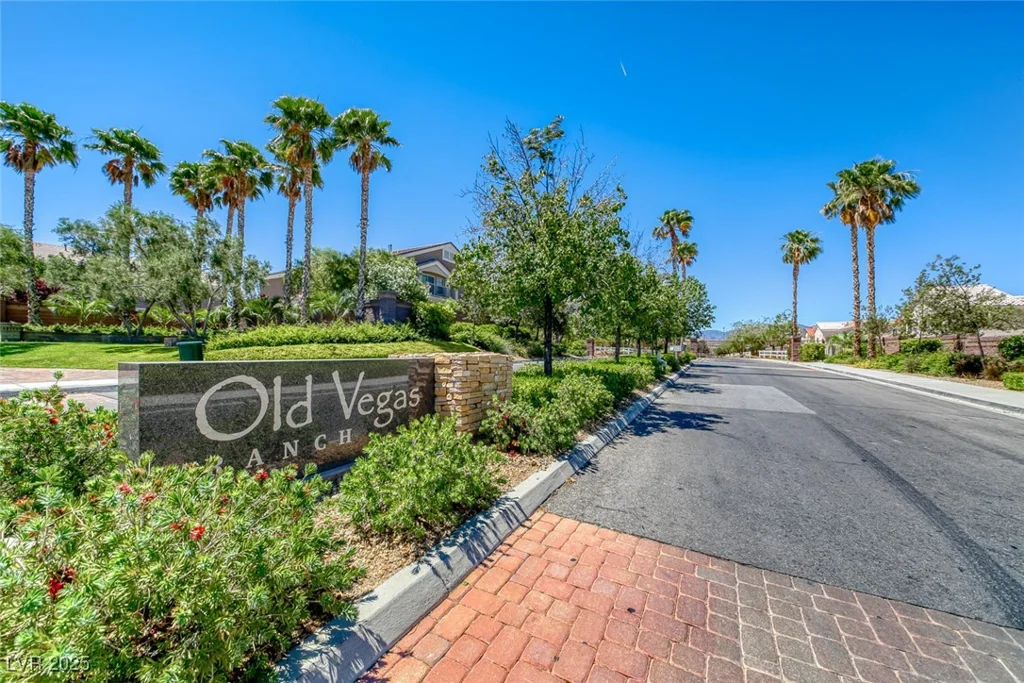 1631 Lefty Garcia, Henderson, NV 89002