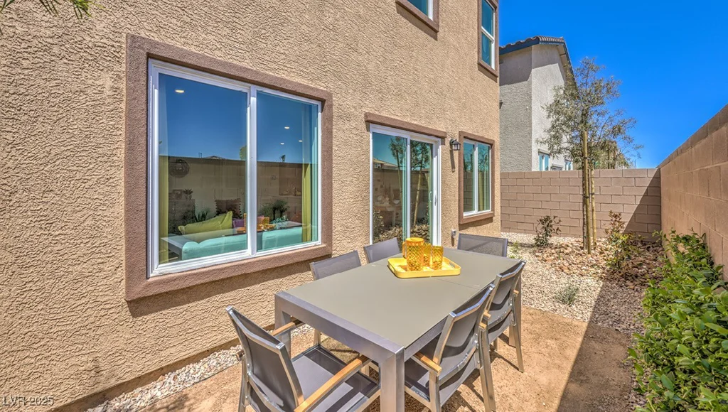 9950 Ullom, Las Vegas, NV 89141