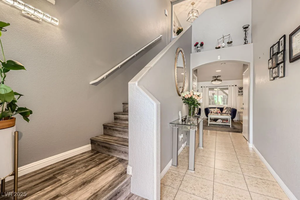 9057 McGinnis, Las Vegas, NV 89148