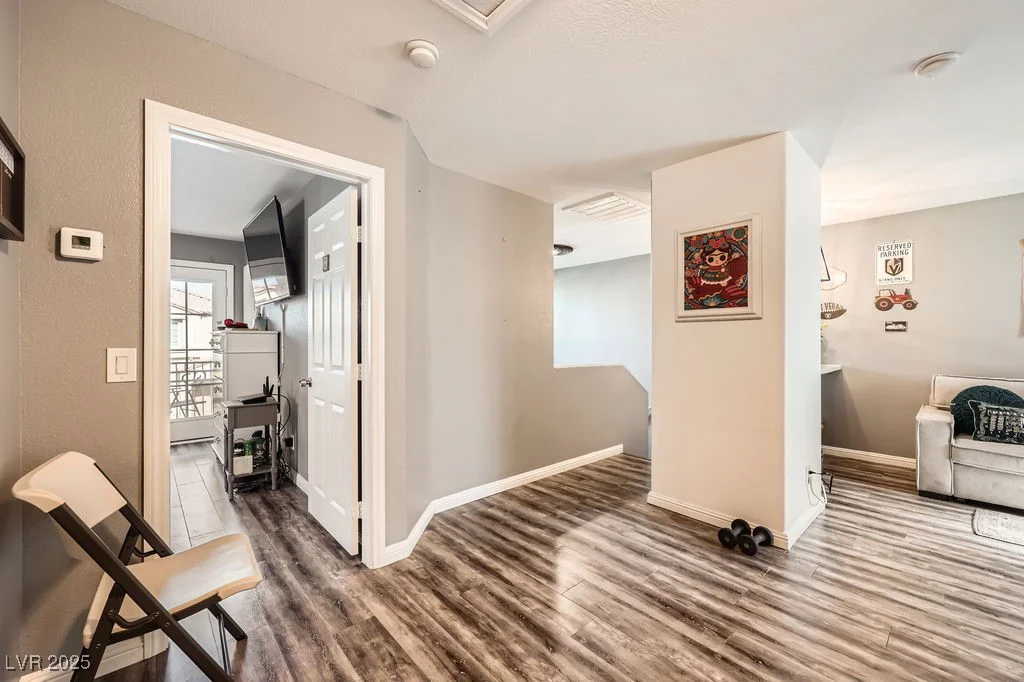 9057 McGinnis, Las Vegas, NV 89148