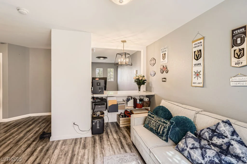 9057 McGinnis, Las Vegas, NV 89148