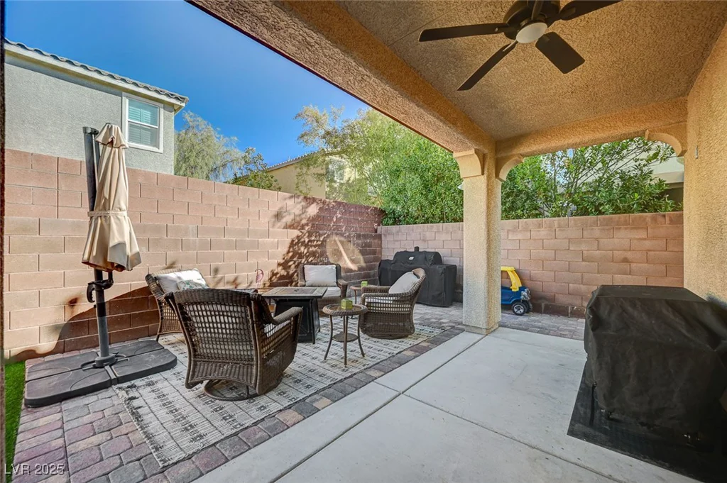 10990 Mountain Willow, Las Vegas, NV 89179