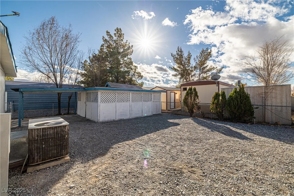 231 Ferndell St, Pahrump, NV 89048