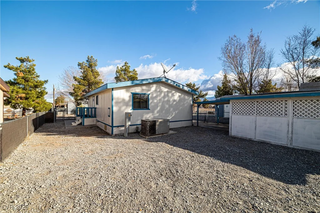 231 Ferndell St, Pahrump, NV 89048
