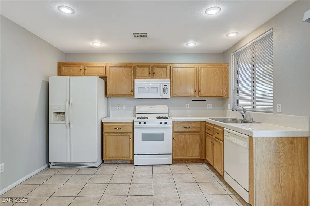 7836 Lovely Pine, Las Vegas, NV 89143