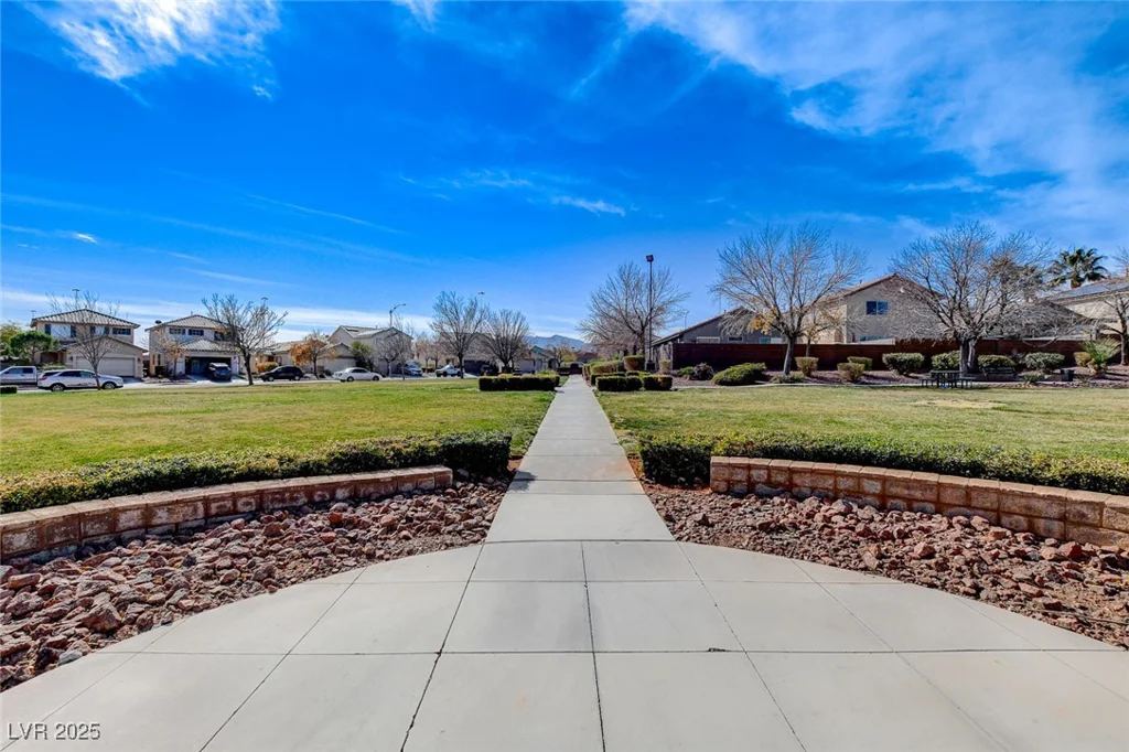 7836 Lovely Pine, Las Vegas, NV 89143