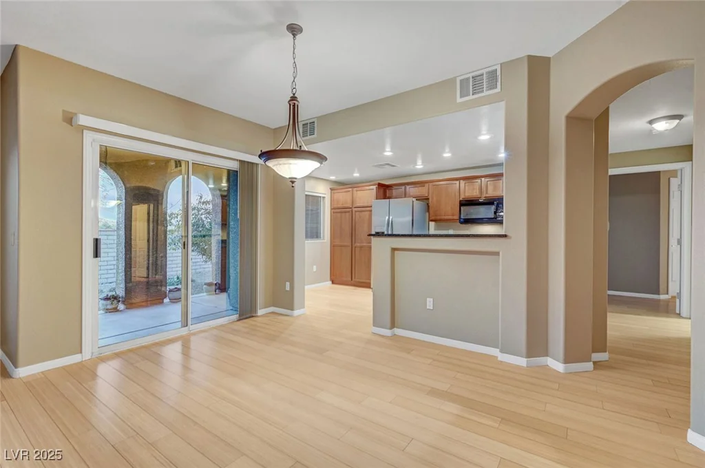 820 Canterra, Las Vegas, NV 89138