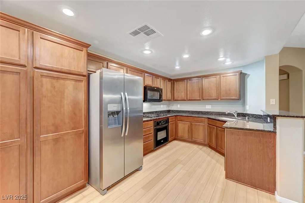 820 Canterra, Las Vegas, NV 89138