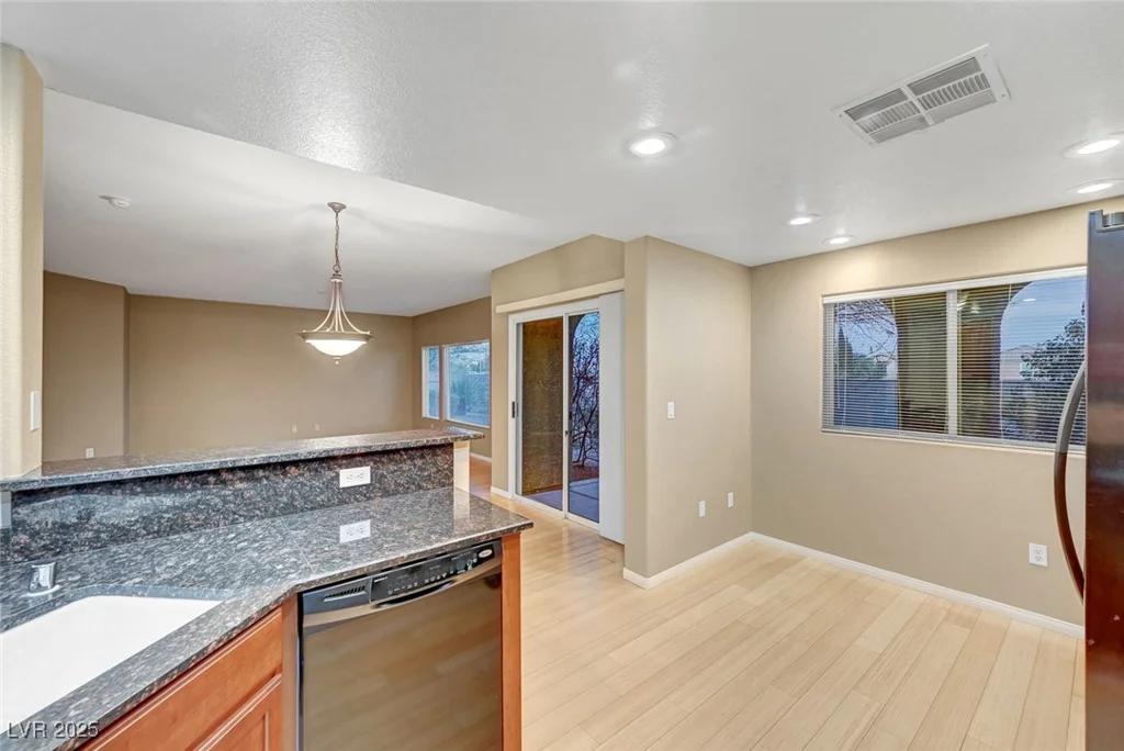 820 Canterra, Las Vegas, NV 89138