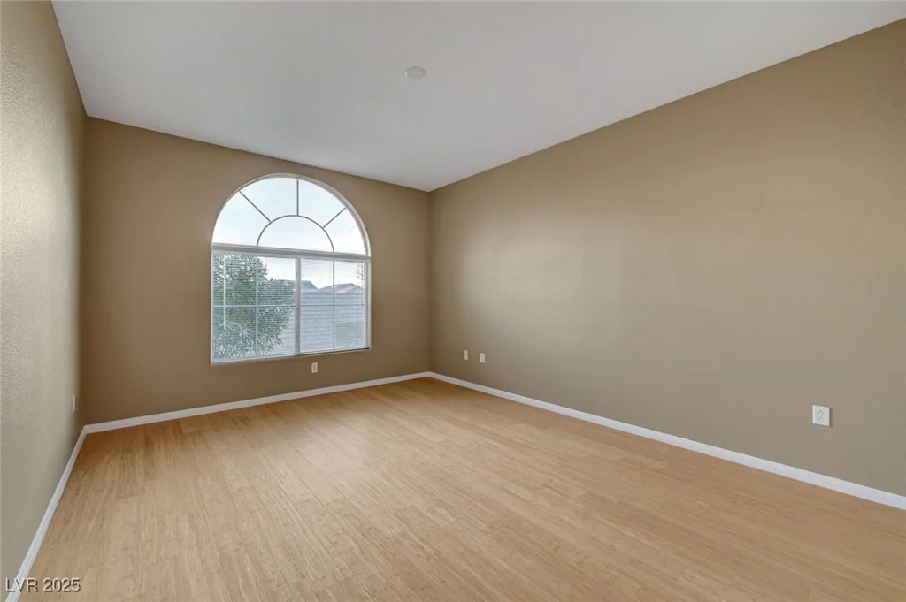 820 Canterra, Las Vegas, NV 89138