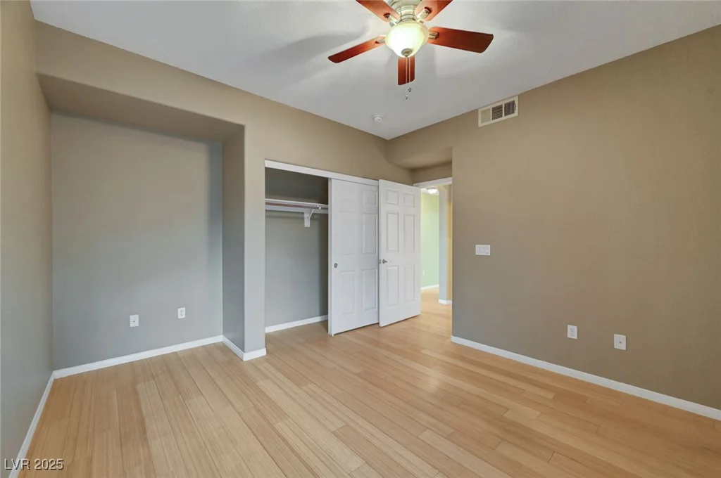 820 Canterra, Las Vegas, NV 89138