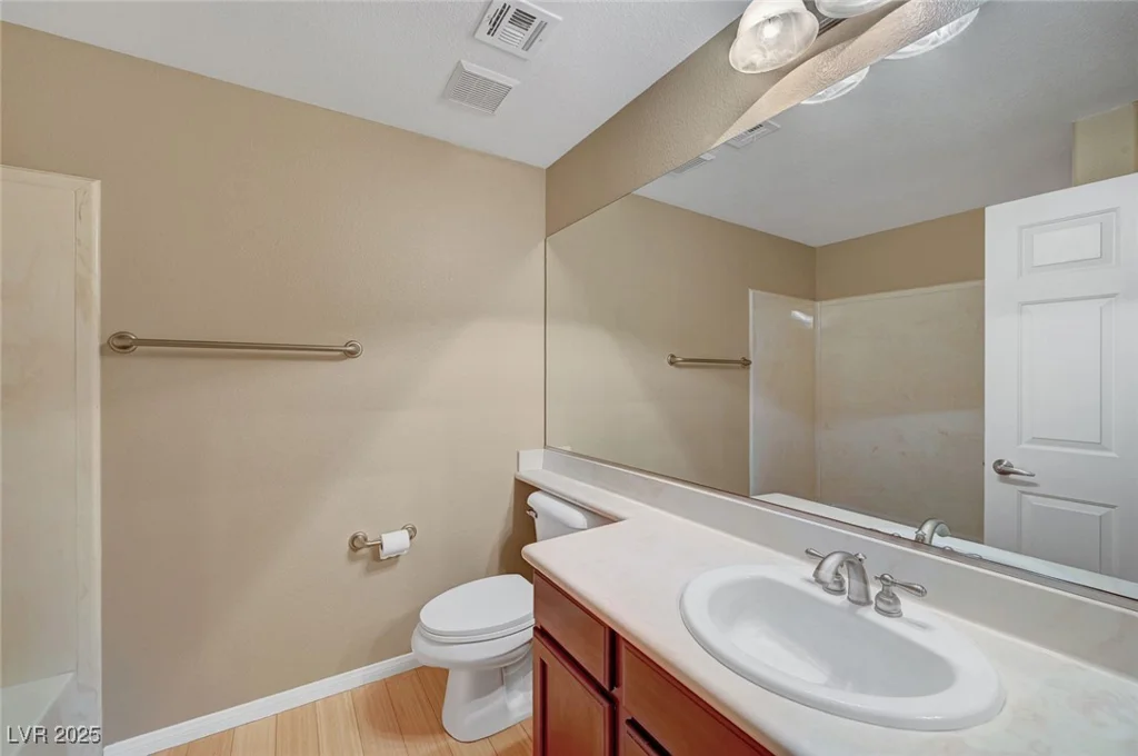 820 Canterra, Las Vegas, NV 89138
