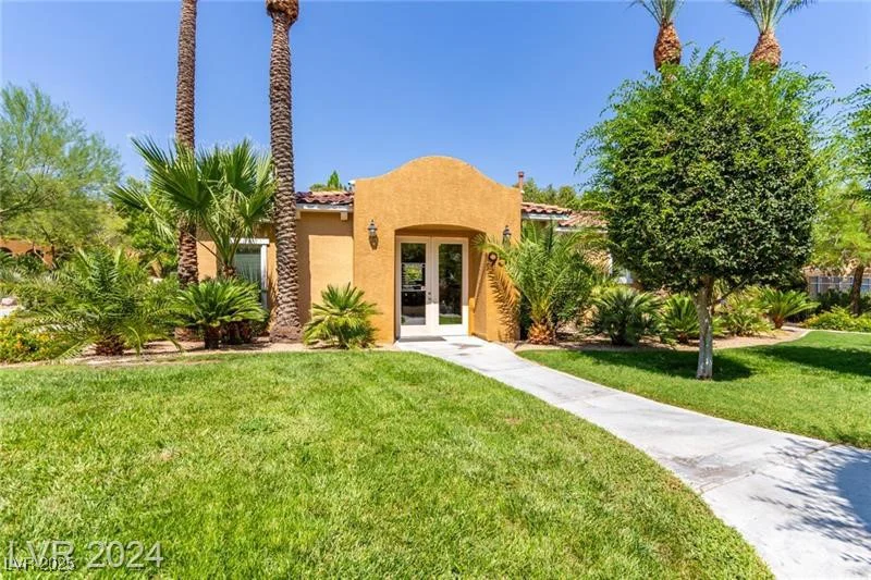 820 Canterra, Las Vegas, NV 89138