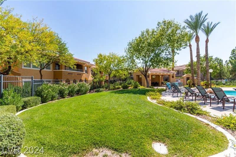 820 Canterra, Las Vegas, NV 89138