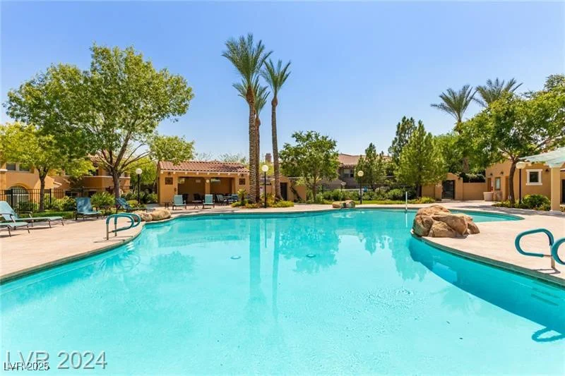 820 Canterra, Las Vegas, NV 89138