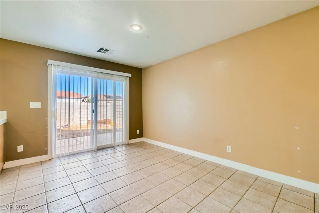 8728 Honey Vine, Las Vegas, NV 89143