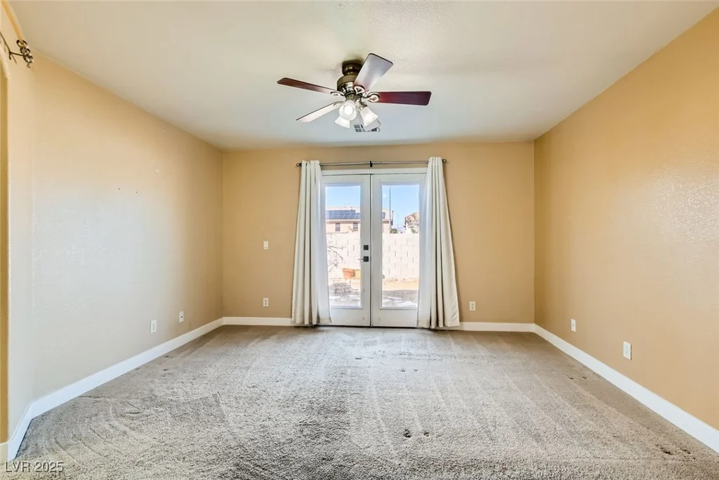 8728 Honey Vine, Las Vegas, NV 89143