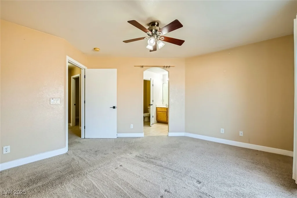 8728 Honey Vine, Las Vegas, NV 89143