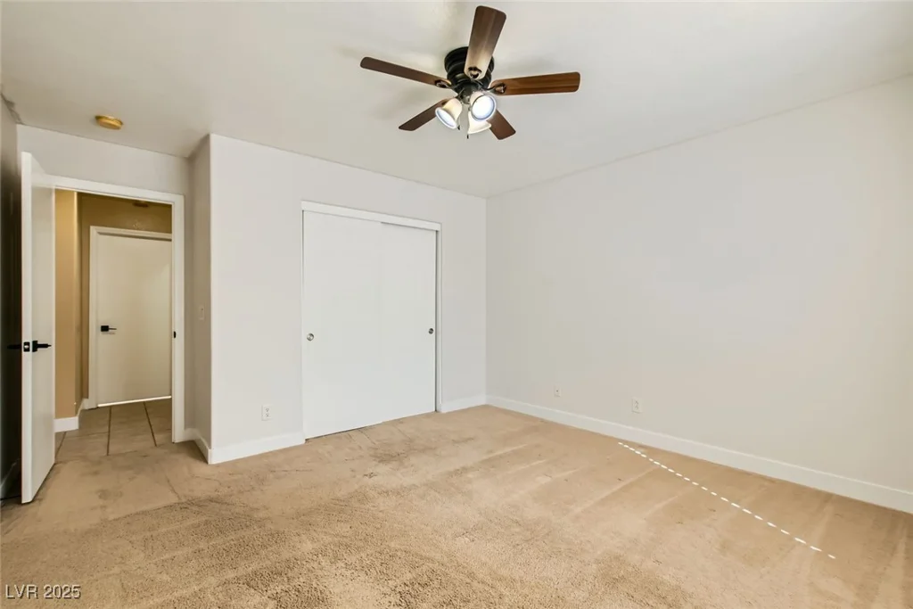 8728 Honey Vine, Las Vegas, NV 89143