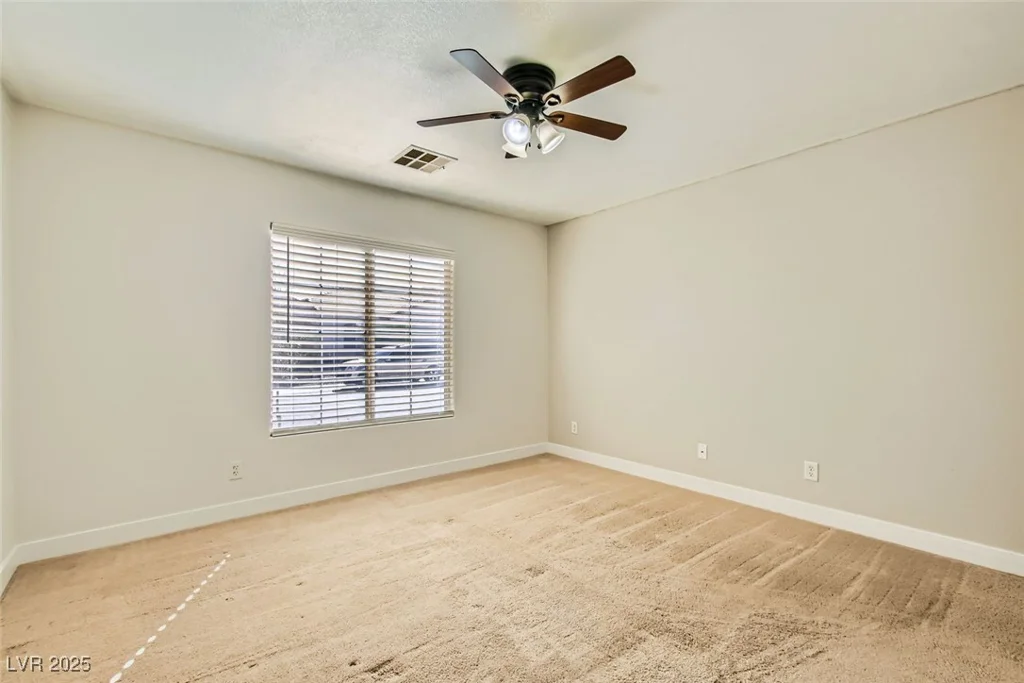 8728 Honey Vine, Las Vegas, NV 89143