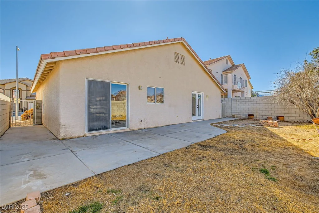 8728 Honey Vine, Las Vegas, NV 89143