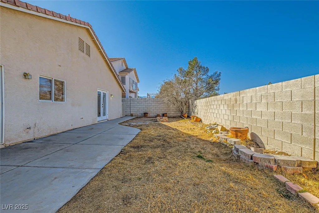 8728 Honey Vine, Las Vegas, NV 89143