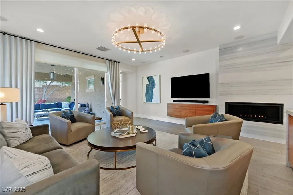 11099 Moonlight Fire, Las Vegas, NV 89135