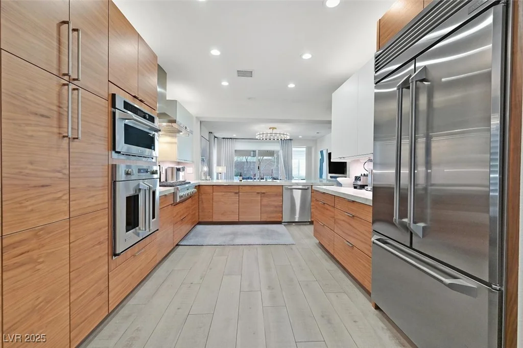 11099 Moonlight Fire, Las Vegas, NV 89135
