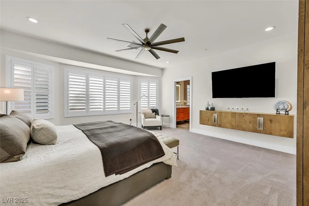 11099 Moonlight Fire, Las Vegas, NV 89135