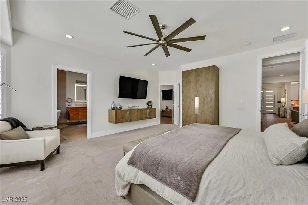 11099 Moonlight Fire, Las Vegas, NV 89135