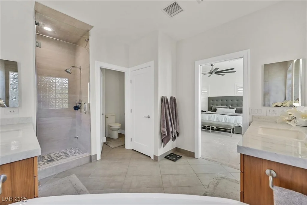 11099 Moonlight Fire, Las Vegas, NV 89135