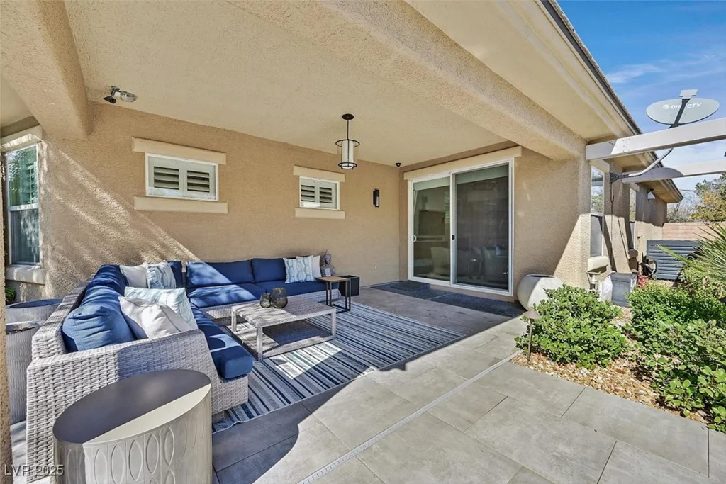 11099 Moonlight Fire, Las Vegas, NV 89135
