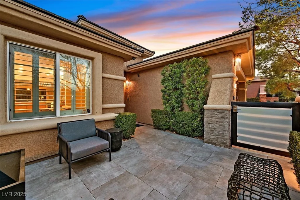 11099 Moonlight Fire, Las Vegas, NV 89135