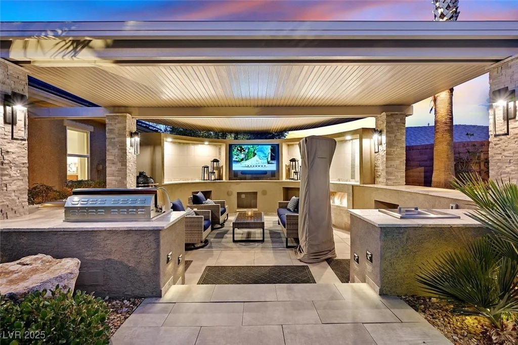 11099 Moonlight Fire, Las Vegas, NV 89135