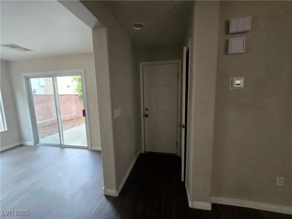 6143 Windmill Island, Las Vegas, NV 89139