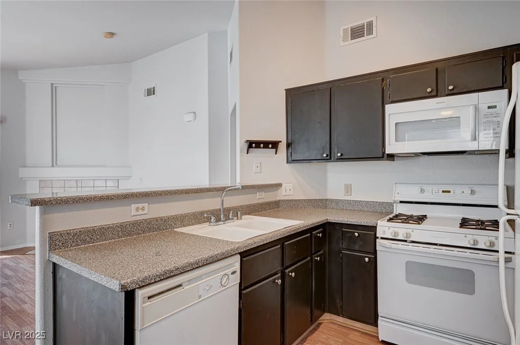 1881 Alexander, North Las Vegas, NV 89032