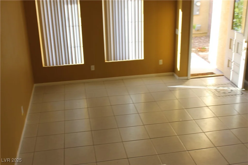 8003 Retriever, Las Vegas, NV 89147