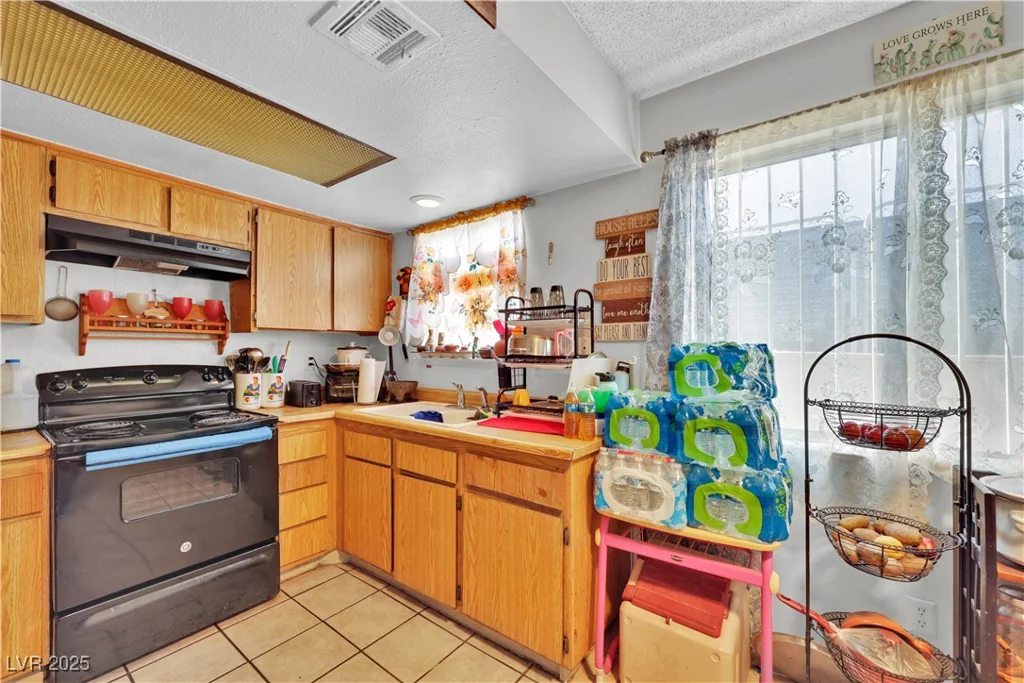 3610 Cecile, Las Vegas, NV 89115