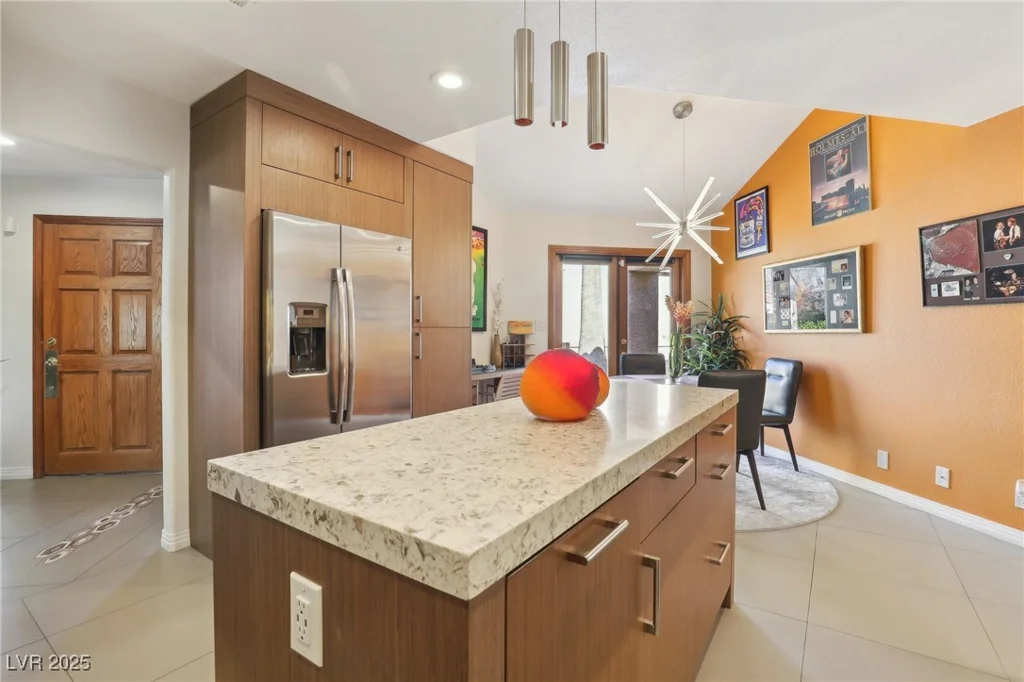 7315 Mission Hills, Las Vegas, NV 89113