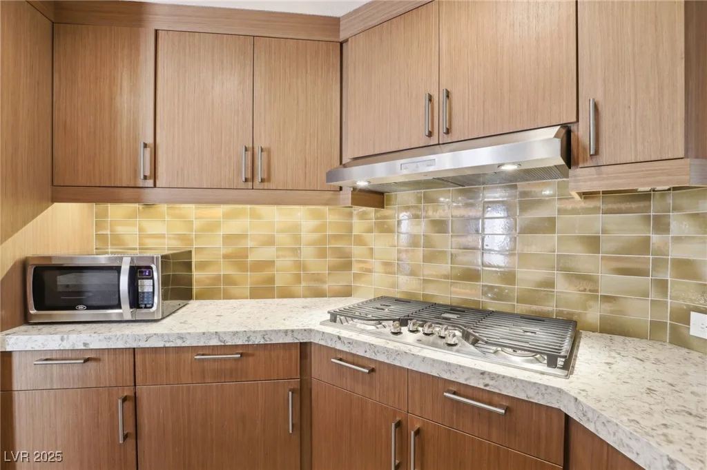 7315 Mission Hills, Las Vegas, NV 89113