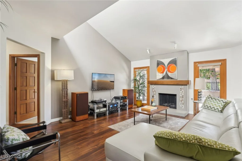 7315 Mission Hills, Las Vegas, NV 89113