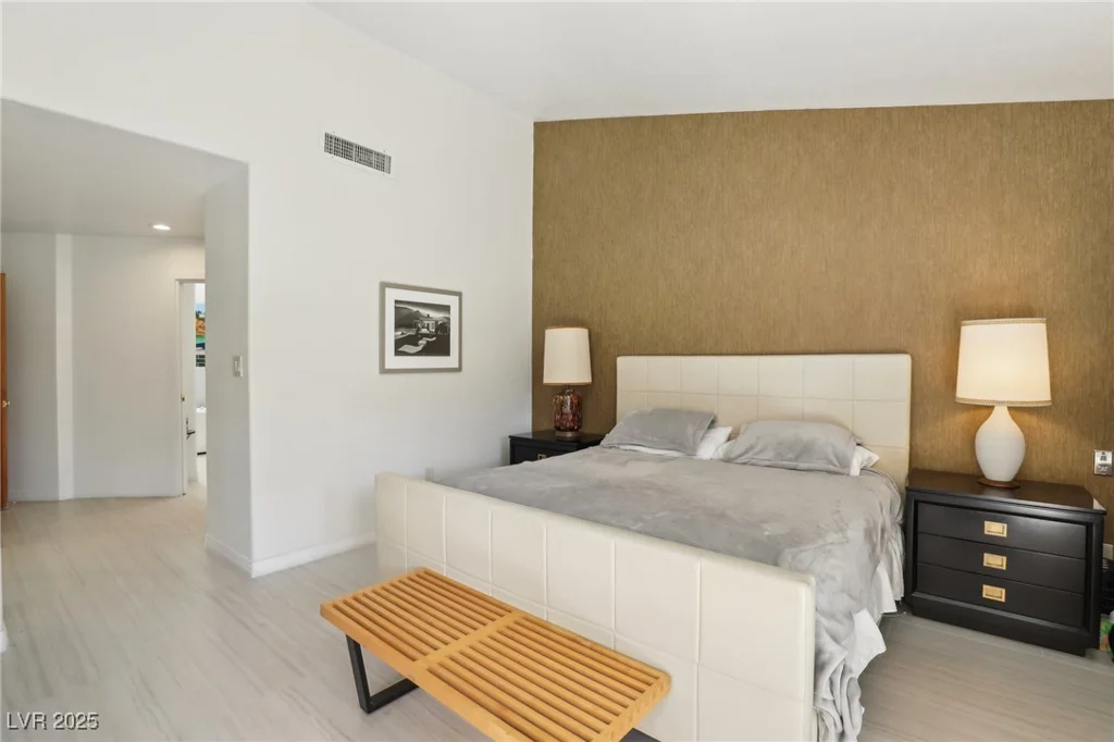 7315 Mission Hills, Las Vegas, NV 89113