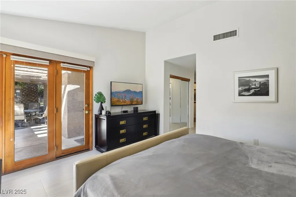 7315 Mission Hills, Las Vegas, NV 89113