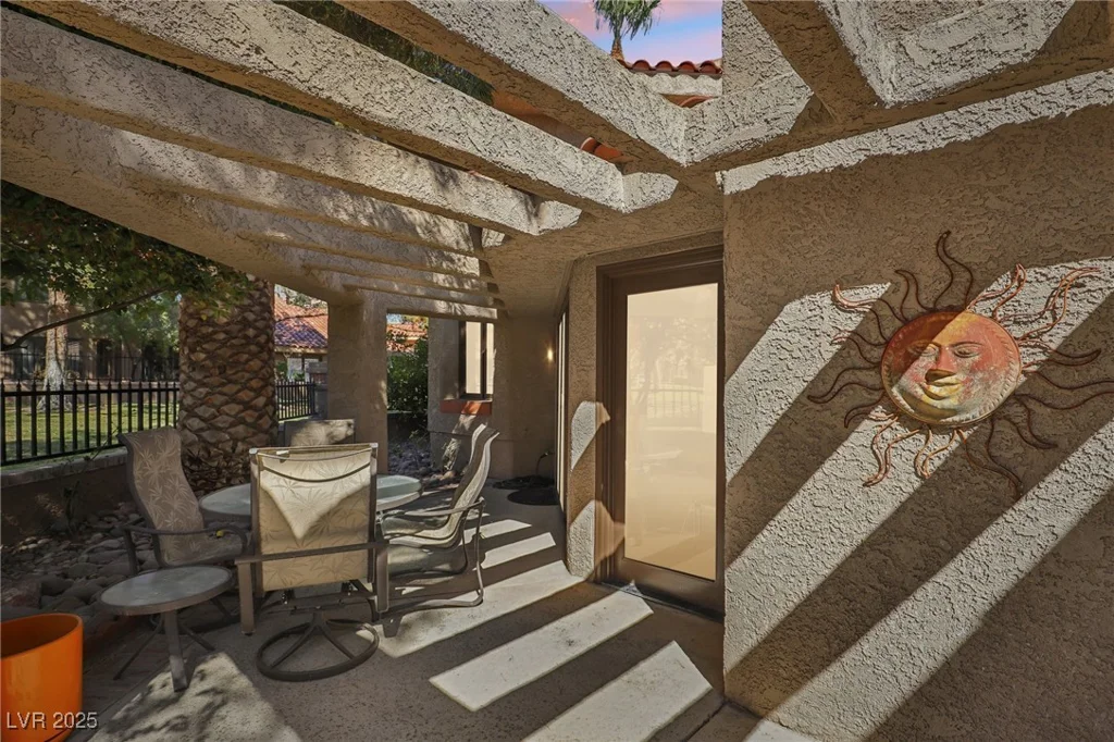 7315 Mission Hills, Las Vegas, NV 89113