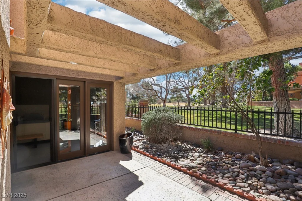 7315 Mission Hills, Las Vegas, NV 89113