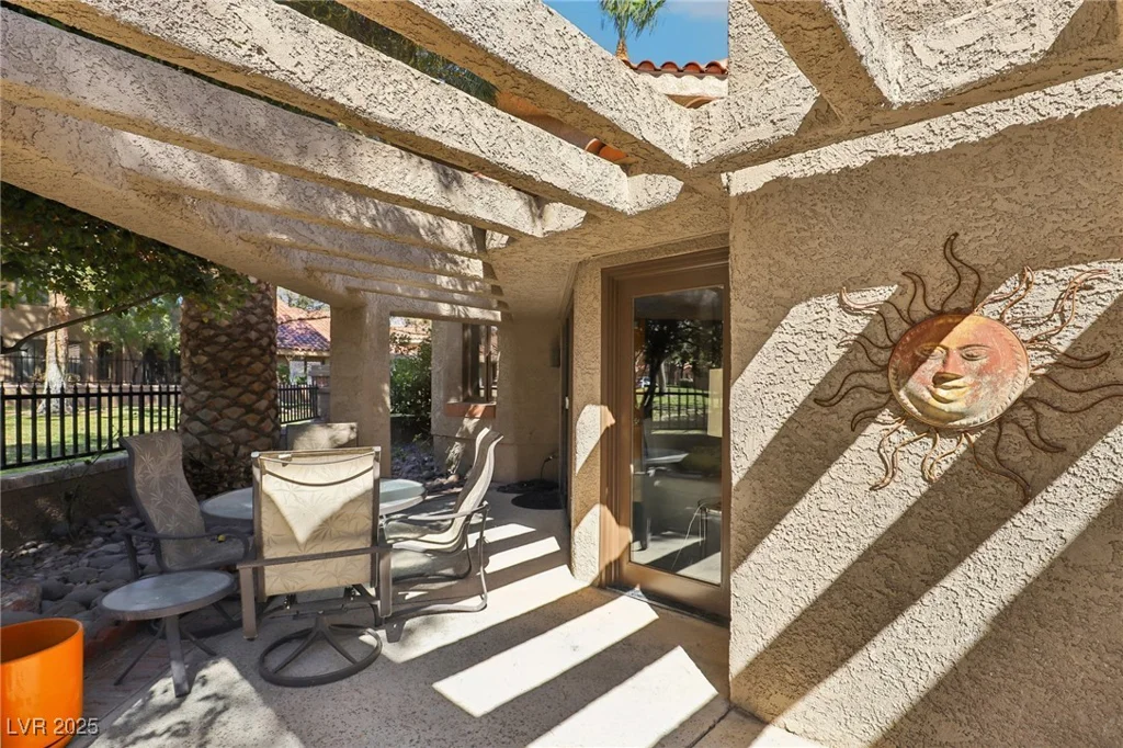 7315 Mission Hills, Las Vegas, NV 89113